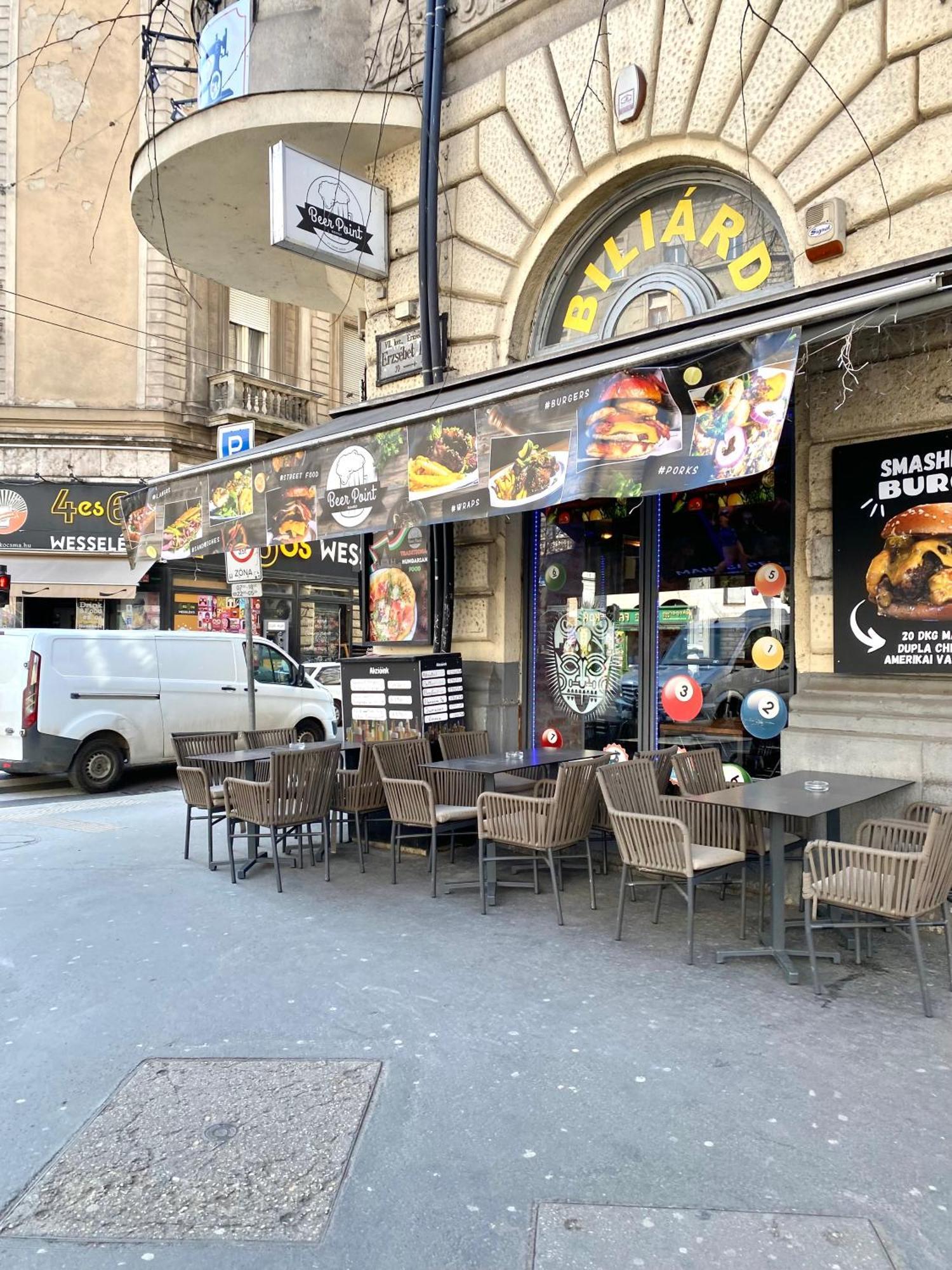 Amazing Swedish 3 In The Center Budapeste